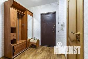 1-к квартира, посуточно, 38м2, 1/17 этаж
