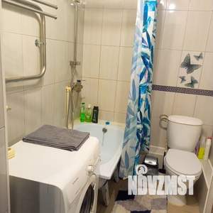 1-к квартира, посуточно, 35м2, 12/19 этаж