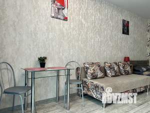 Студия квартира, посуточно, 32м2, 16/20 этаж