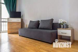 1-к квартира, посуточно, 38м2, 1/1 этаж