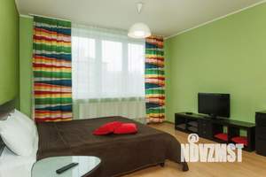 1-к квартира, посуточно, 60м2, 1/1 этаж