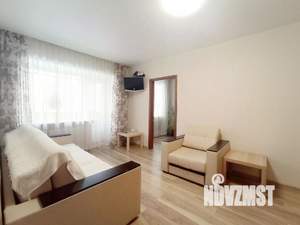 1-к квартира, посуточно, 43м2, 1/1 этаж