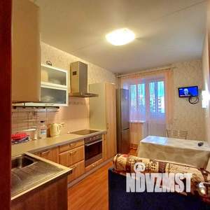 1-к квартира, посуточно, 40м2, 7/10 этаж