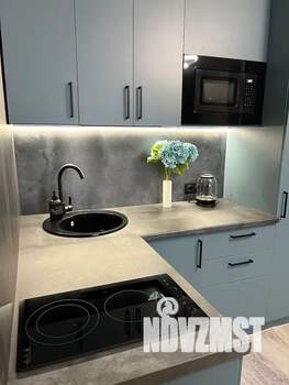 Студия квартира, посуточно, 27м2, 20/20 этаж