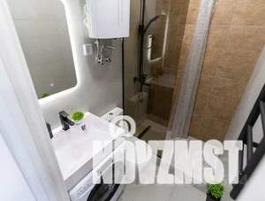 Студия квартира, посуточно, 20м2, 1/25 этаж