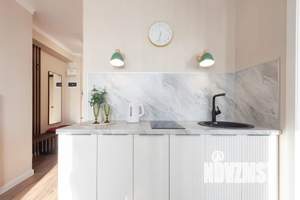 1-к квартира, посуточно, 42м2, 13/32 этаж