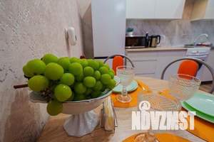 1-к квартира, посуточно, 42м2, 2/25 этаж