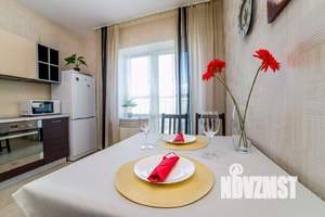 1-к квартира, посуточно, 60м2, 1/1 этаж