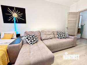Студия квартира, посуточно, 34м2, 11/25 этаж