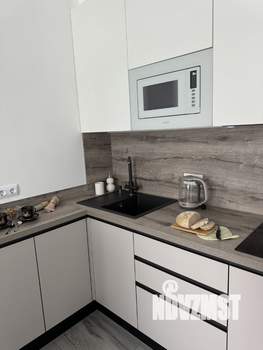 Студия квартира, посуточно, 35м2, 3/21 этаж