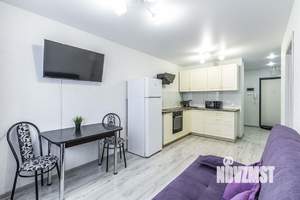 1-к квартира, посуточно, 40м2, 19/35 этаж