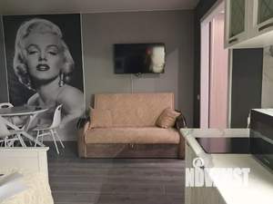 Студия квартира, посуточно, 30м2, 2/17 этаж