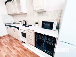 2-к квартира, посуточно, 75м2, 1/1 этаж