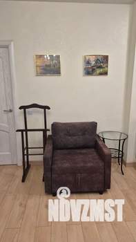 Студия квартира, посуточно, 35м2, 5/19 этаж