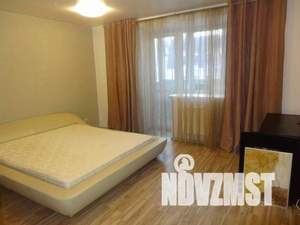 3-к квартира, на длительный срок, 104м2, 4/6 этаж