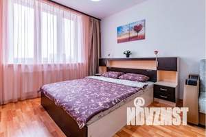 3-к квартира, посуточно, 65м2, 1/25 этаж