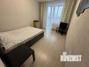 1-к квартира, посуточно, 35м2, 11/25 этаж