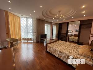 3-к квартира, на длительный срок, 210м2, 7/17 этаж