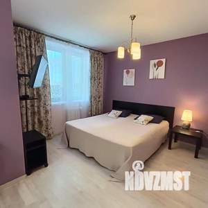 1-к квартира, посуточно, 38м2, 1/1 этаж