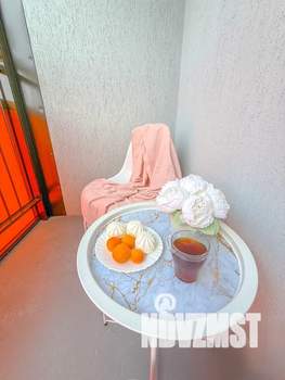 Студия квартира, посуточно, 40м2, 8/25 этаж