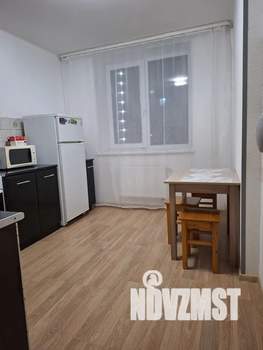 1-к квартира, посуточно, 33м2, 3/10 этаж