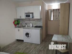 Студия квартира, посуточно, 20м2, 1/12 этаж