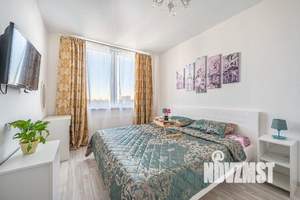 1-к квартира, посуточно, 43м2, 1/1 этаж