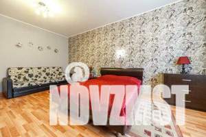 1-к квартира, посуточно, 52м2, 4/15 этаж