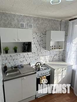 1-к квартира, посуточно, 36м2, 3/5 этаж