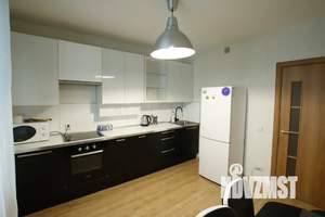 1-к квартира, посуточно, 60м2, 10/18 этаж
