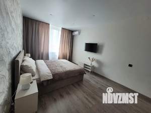 1-к квартира, посуточно, 50м2, 13/17 этаж