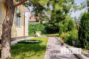 Студия квартира, посуточно, 32м2, 1/3 этаж