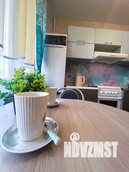 1-к квартира, посуточно, 35м2, 5/9 этаж