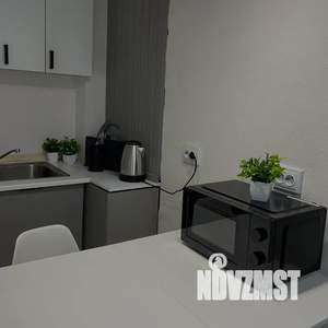 Студия квартира, посуточно, 27м2, 5/8 этаж