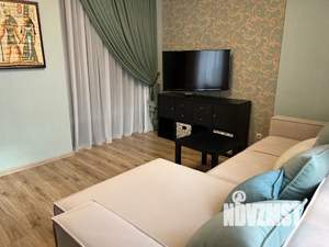 1-к квартира, посуточно, 42м2, 6/12 этаж