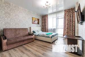 2-к квартира, посуточно, 40м2, 1/25 этаж