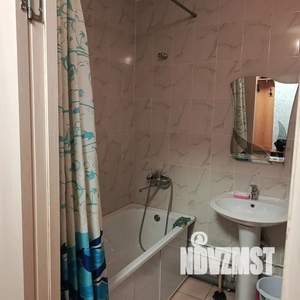 1-к квартира, посуточно, 38м2, 1/18 этаж