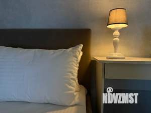 1-к квартира, посуточно, 42м2, 13/25 этаж