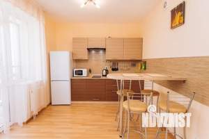 1-к квартира, посуточно, 40м2, 7/8 этаж