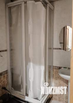 2-к квартира, посуточно, 43м2, 2/5 этаж