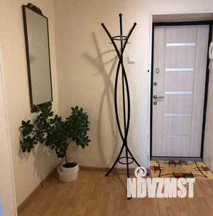 1-к квартира, посуточно, 42м2, 6/9 этаж
