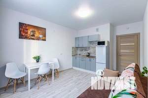 2-к квартира, посуточно, 45м2, 2/25 этаж