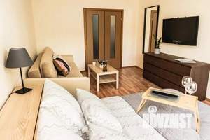 2-к квартира, посуточно, 43м2, 1/1 этаж