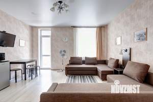 Студия квартира, посуточно, 32м2, 3/19 этаж