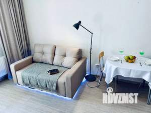 Студия квартира, посуточно, 40м2, 11/25 этаж