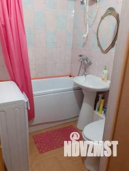 1-к квартира, посуточно, 32м2, 3/5 этаж