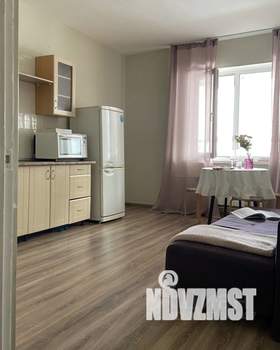 1-к квартира, посуточно, 54м2, 1/1 этаж