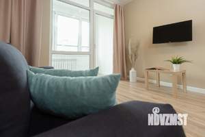 1-к квартира, посуточно, 40м2, 3/30 этаж