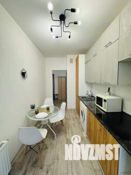 1-к квартира, посуточно, 40м2, 7/9 этаж
