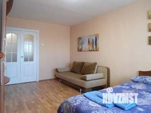 1-к квартира, посуточно, 38м2, 8/16 этаж